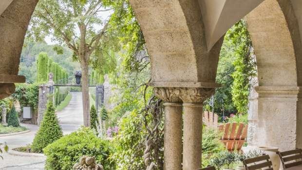 Château de Berne - Image 2